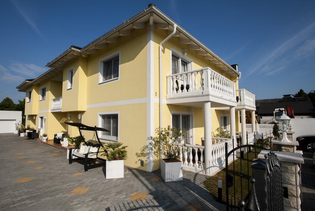 Villa Katharina Rust Exteriör bild